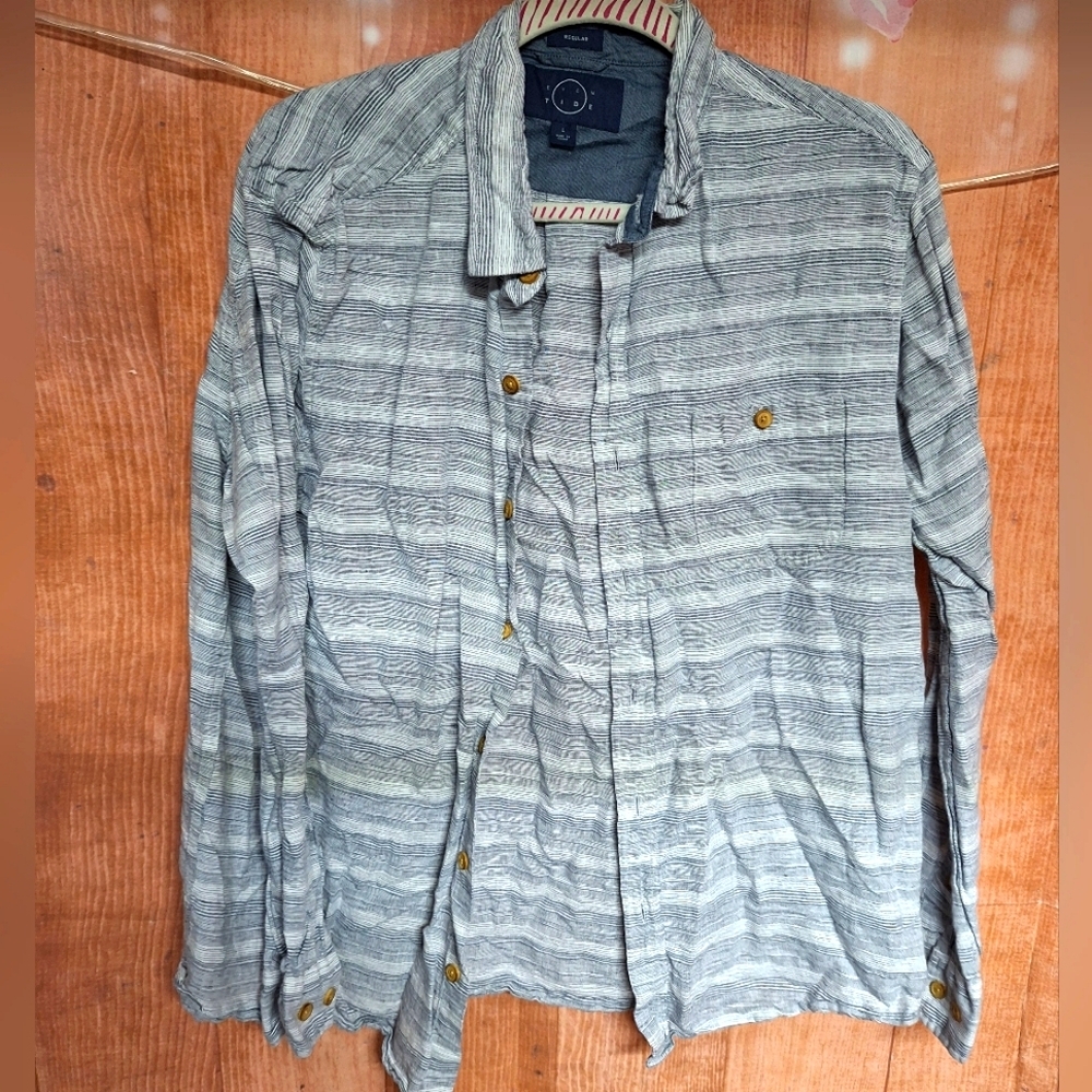 Even tide button down shirt Size large men's